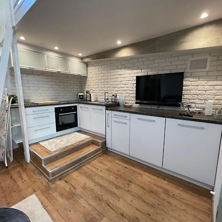 Warynskiego 9 - Piekna Panorama Miasta - Smart Tv 42 Cale - Wifi - Ekspres Kapsulkowy - W Pelni Wyposazona Kuchnia Varşovia Exterior foto