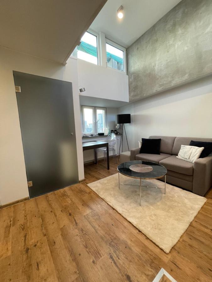 Warynskiego 9 - Piekna Panorama Miasta - Smart Tv 42 Cale - Wifi - Ekspres Kapsulkowy - W Pelni Wyposazona Kuchnia Varşovia Exterior foto