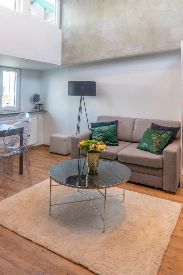 Warynskiego 9 - Piekna Panorama Miasta - Smart Tv 42 Cale - Wifi - Ekspres Kapsulkowy - W Pelni Wyposazona Kuchnia Varşovia Exterior foto